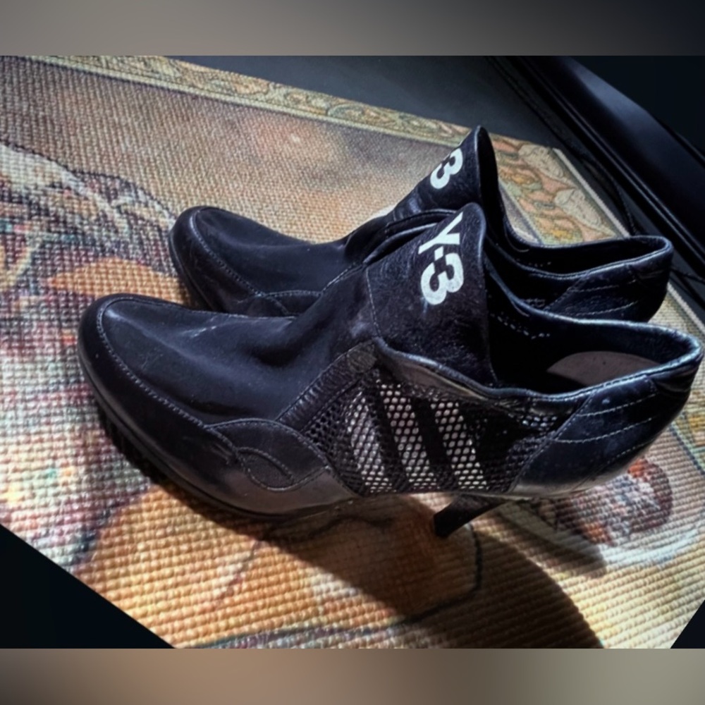 SOLD!!!!Y-3
Heels / Size 6